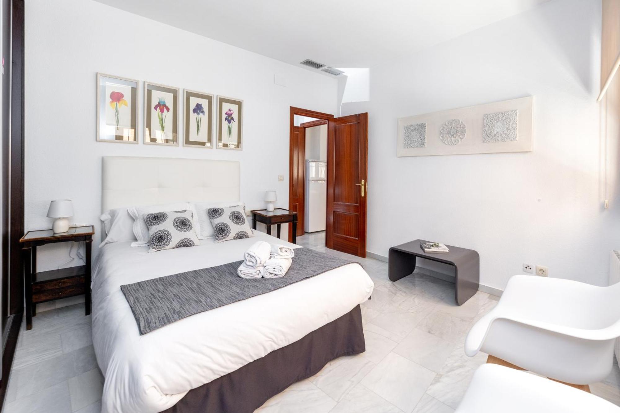 Apartamento Adultos Centro Nueva De La Virgen 2 Free Parking Granada Luaran gambar