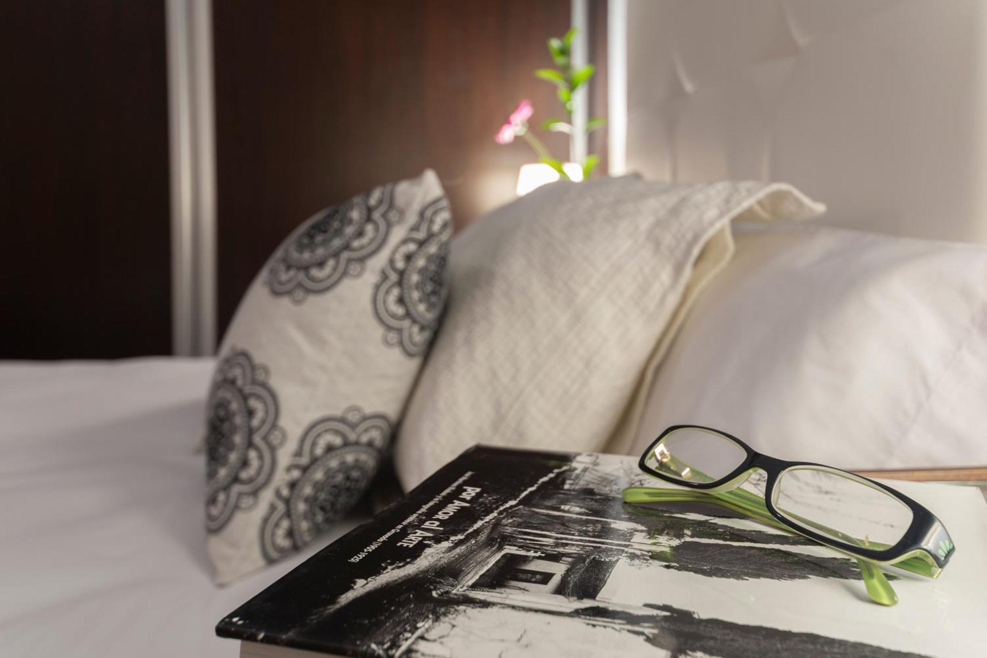 Apartamento Adultos Centro Nueva De La Virgen 2 Free Parking Granada Luaran gambar